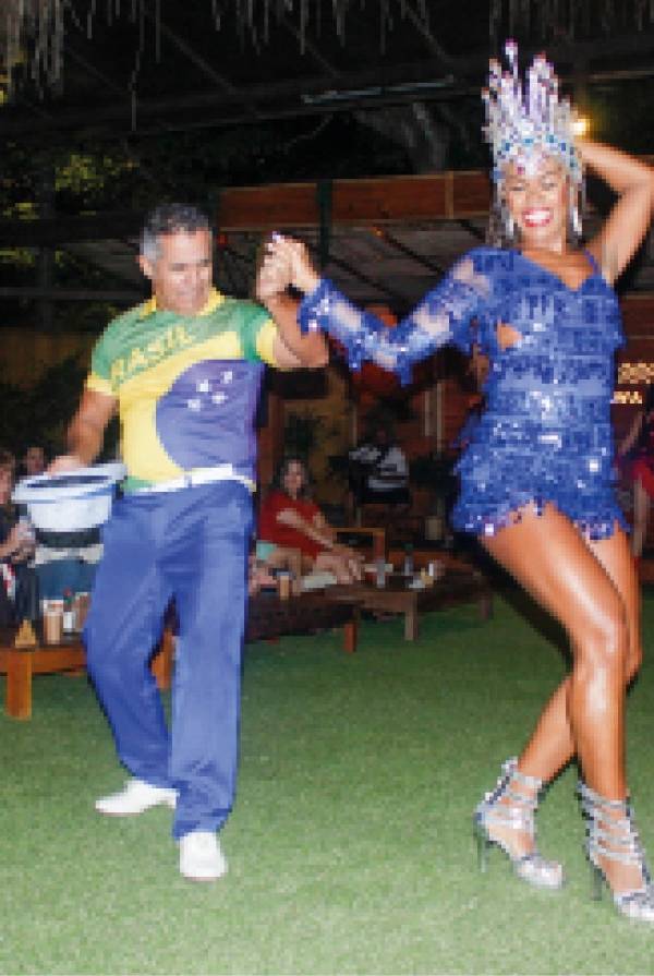 Show de Samba (saindo de Búzios) 4